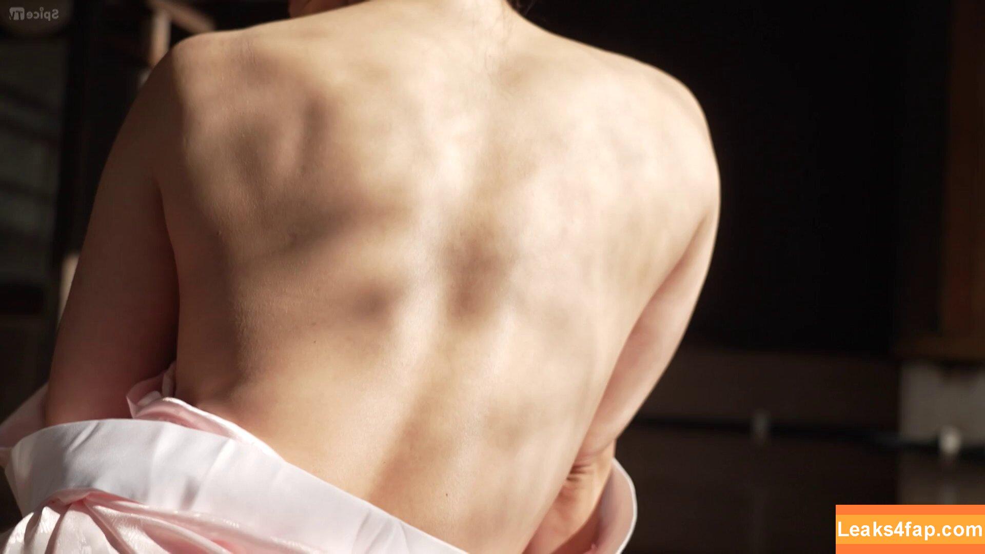 Yuuka Sawachi / https: / yuukasawachi0408 / 沢地優佳 слитое фото фото #1164