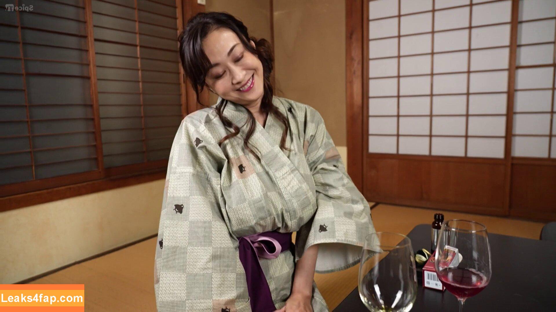 Yuuka Sawachi / https: / yuukasawachi0408 / 沢地優佳 слитое фото фото #1580