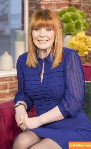 Yvette Fielding photo #0014