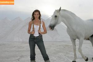 Yvonne Catterfeld photo #0040