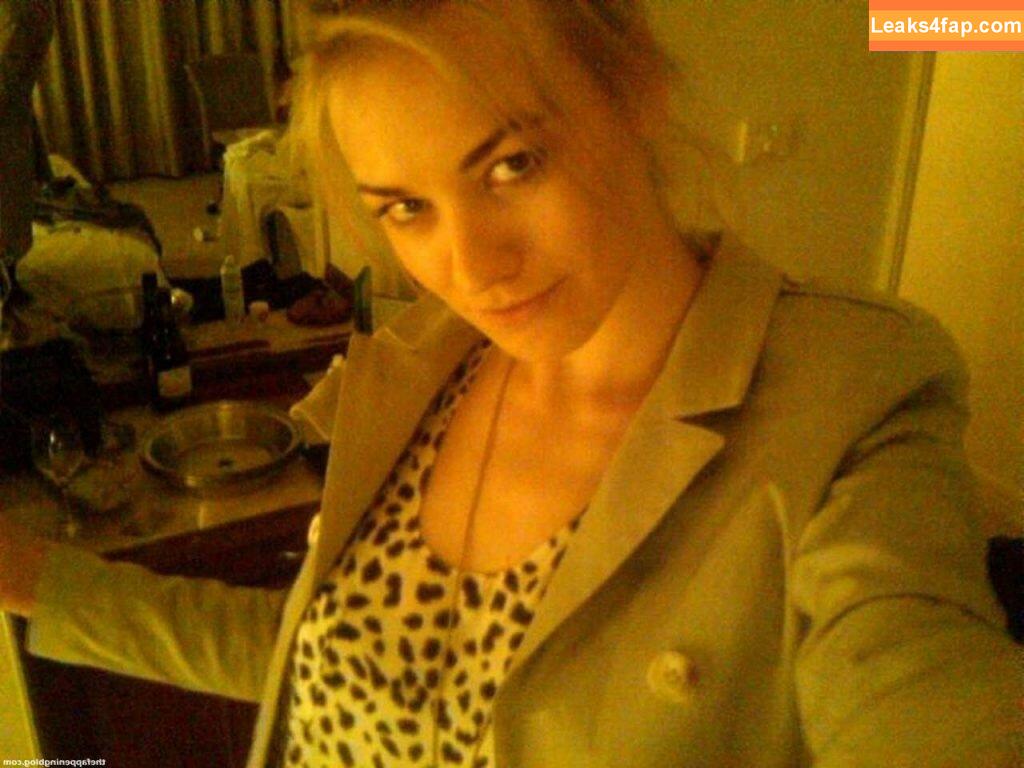 Yvonne Strahovski / y_strahovski / yvonnestrahovski leaked photo photo #0010