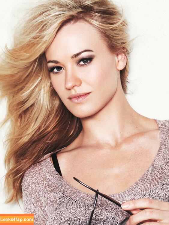 Yvonne Strahovski / y_strahovski / yvonnestrahovski leaked photo photo #0048