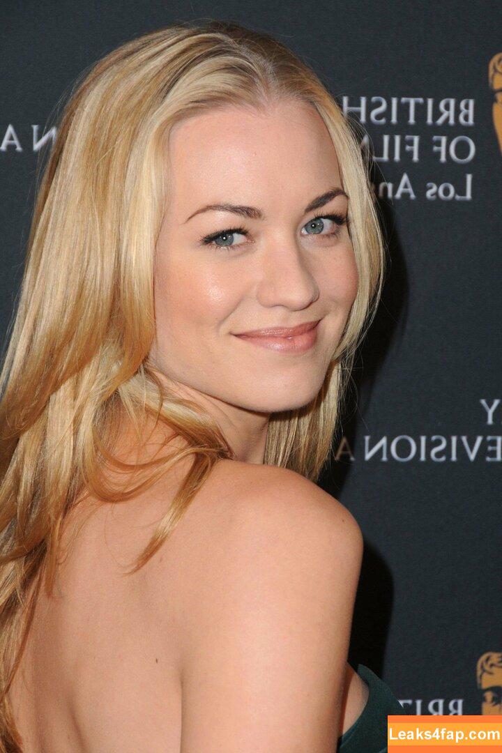 Yvonne Strahovski / y_strahovski / yvonnestrahovski leaked photo photo #0291