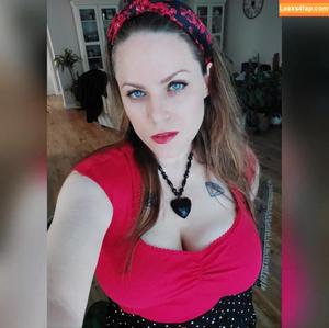 Yvonnekindl photo #0005