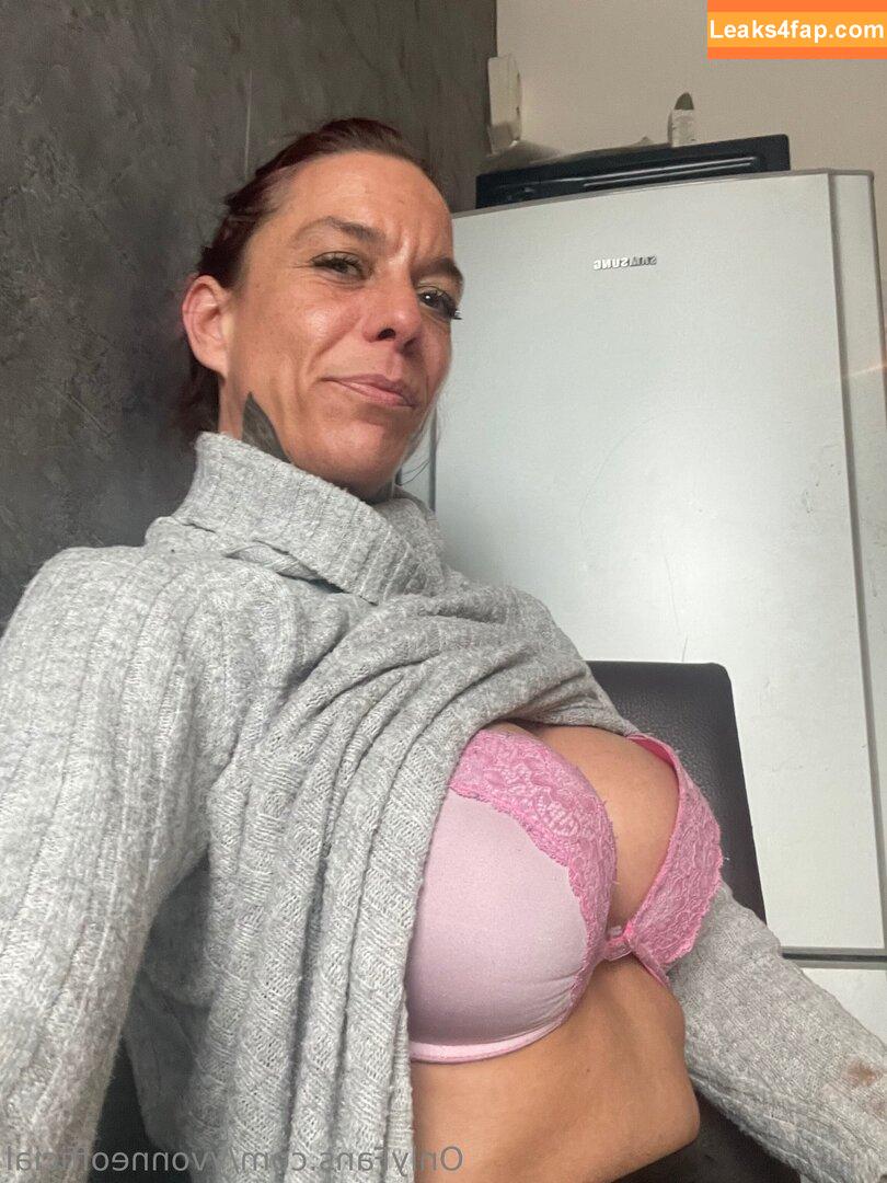 yvonneofficial / yvonneyoga.us leaked photo photo #0008