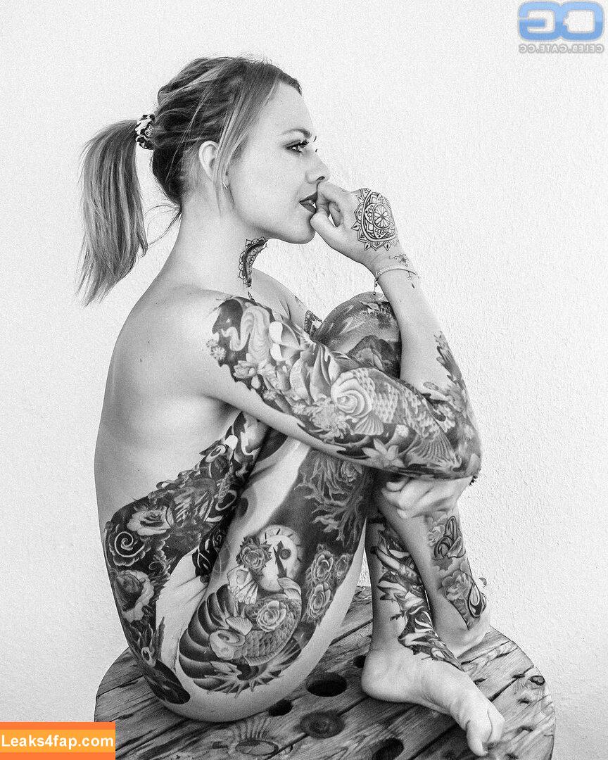 yvonnepferrer /  leaked photo photo #0012