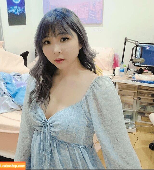 Yvonnie / yvonne817 / yvonnieng leaked photo photo #0013