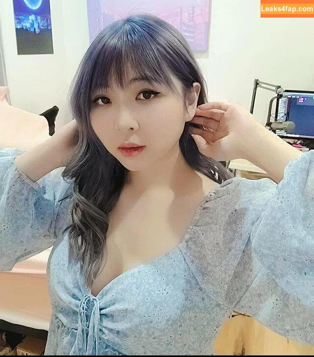 Yvonnie / yvonne817 / yvonnieng leaked photo photo #0032