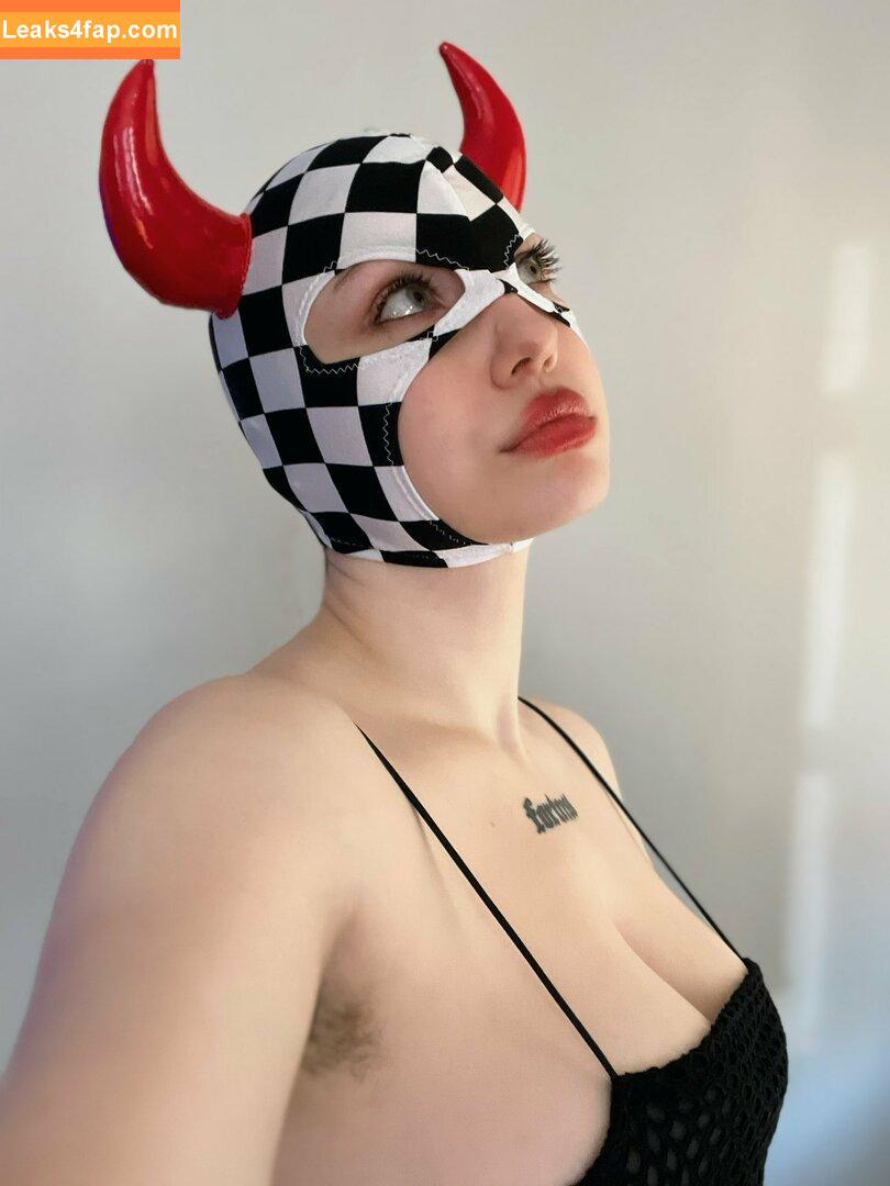 yyentaa /  слитое фото фото #0015