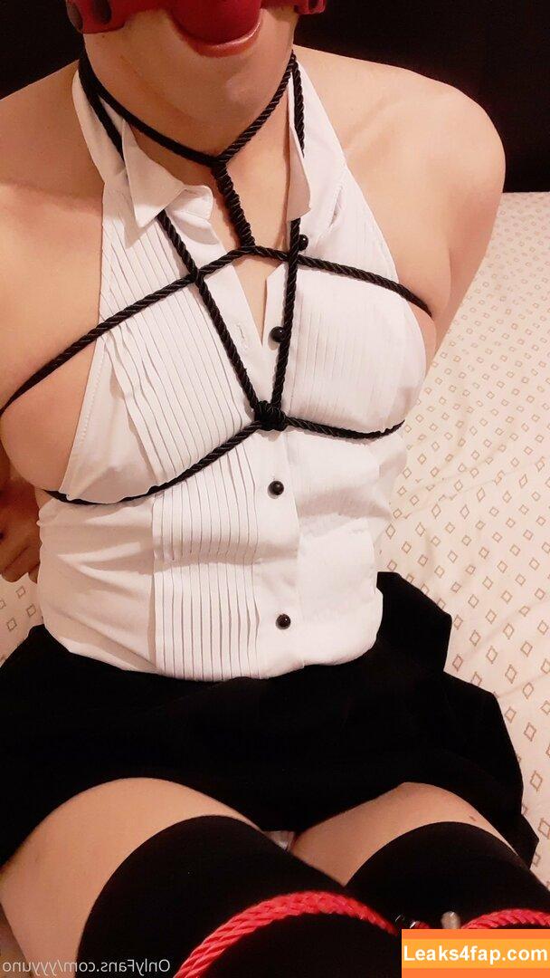 yyyuno /  слитое фото фото #0030