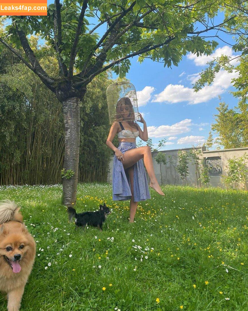 Zahia Dehar / zahiaofficiel leaked photo photo #0164