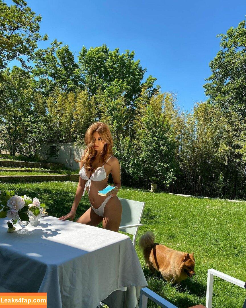 Zahia Dehar / zahiaofficiel leaked photo photo #0166