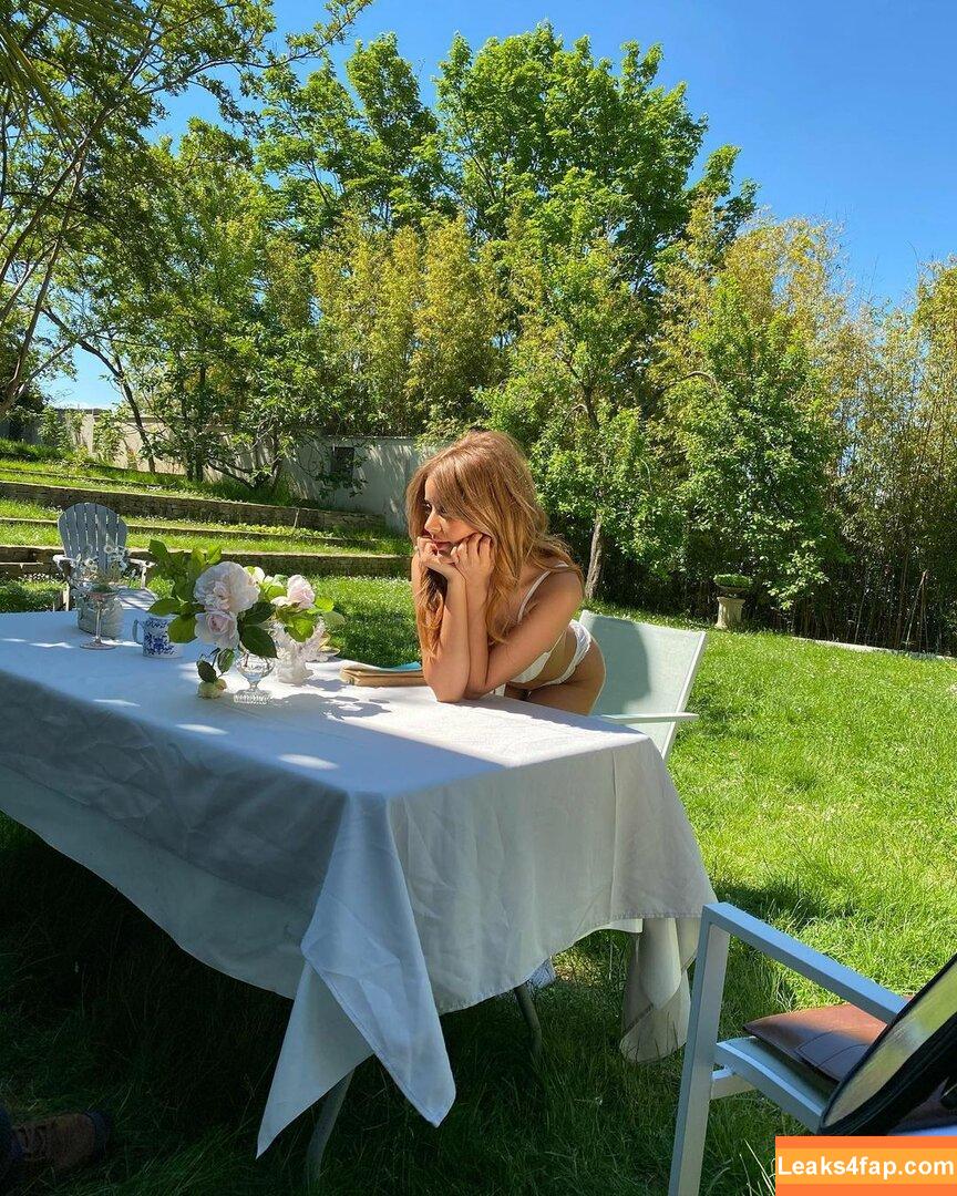Zahia Dehar / zahiaofficiel leaked photo photo #0167