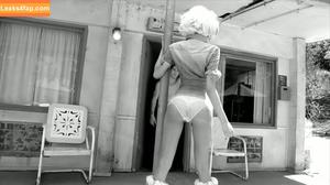 Zahia Dehar photo #0320