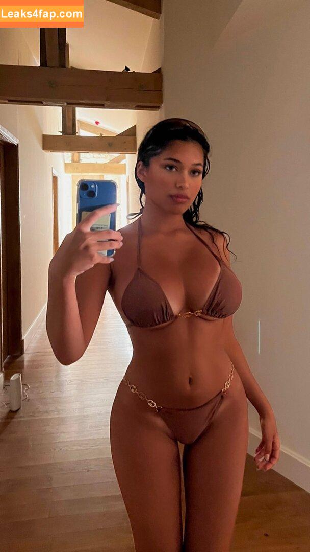 zahraqazim /  leaked photo photo #0001