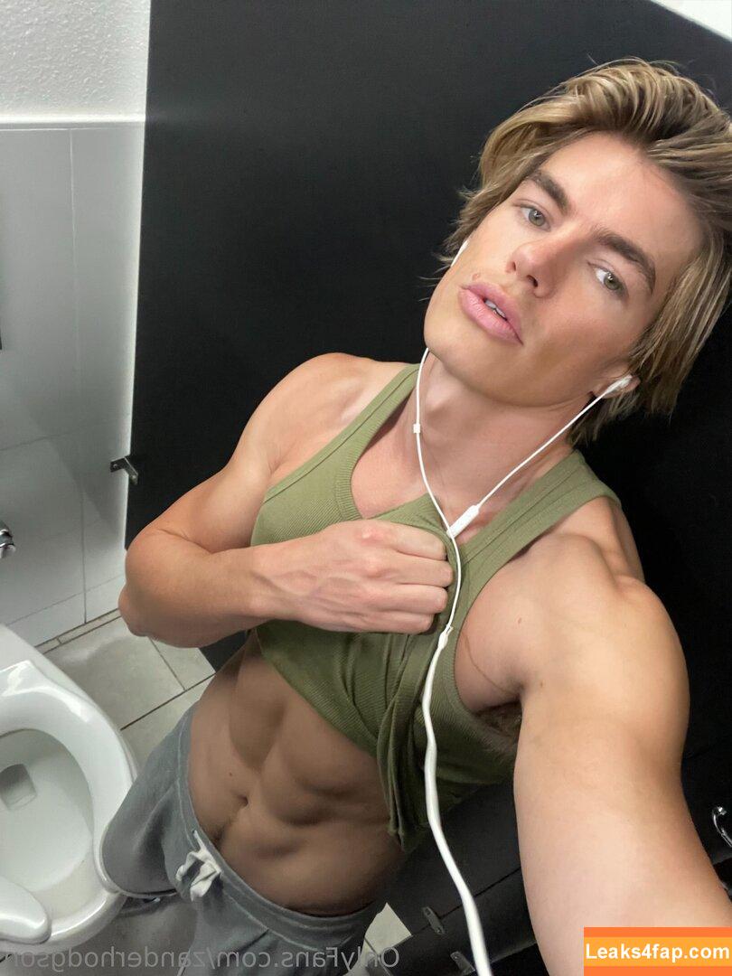 zanderhodgson /  leaked photo photo #0041