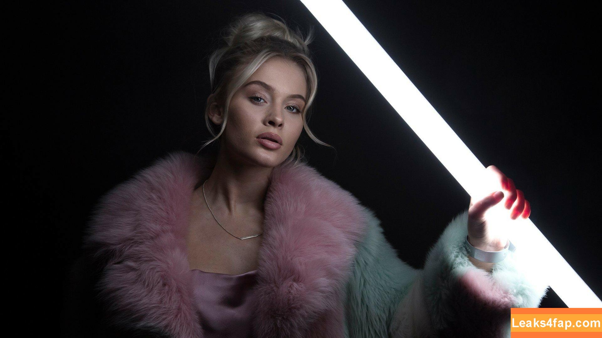 Zara Larsson / zaralarsson leaked photo photo #0103