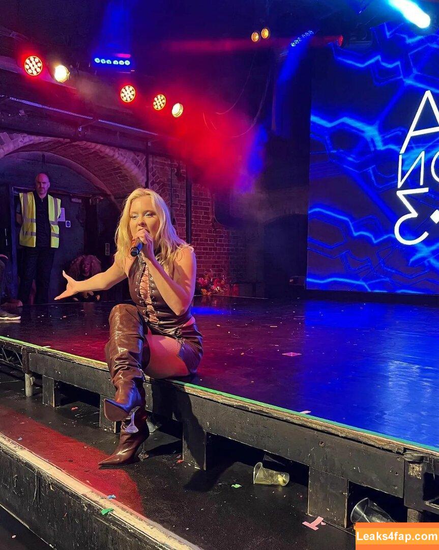 Zara Larsson / zaralarsson leaked photo photo #0137