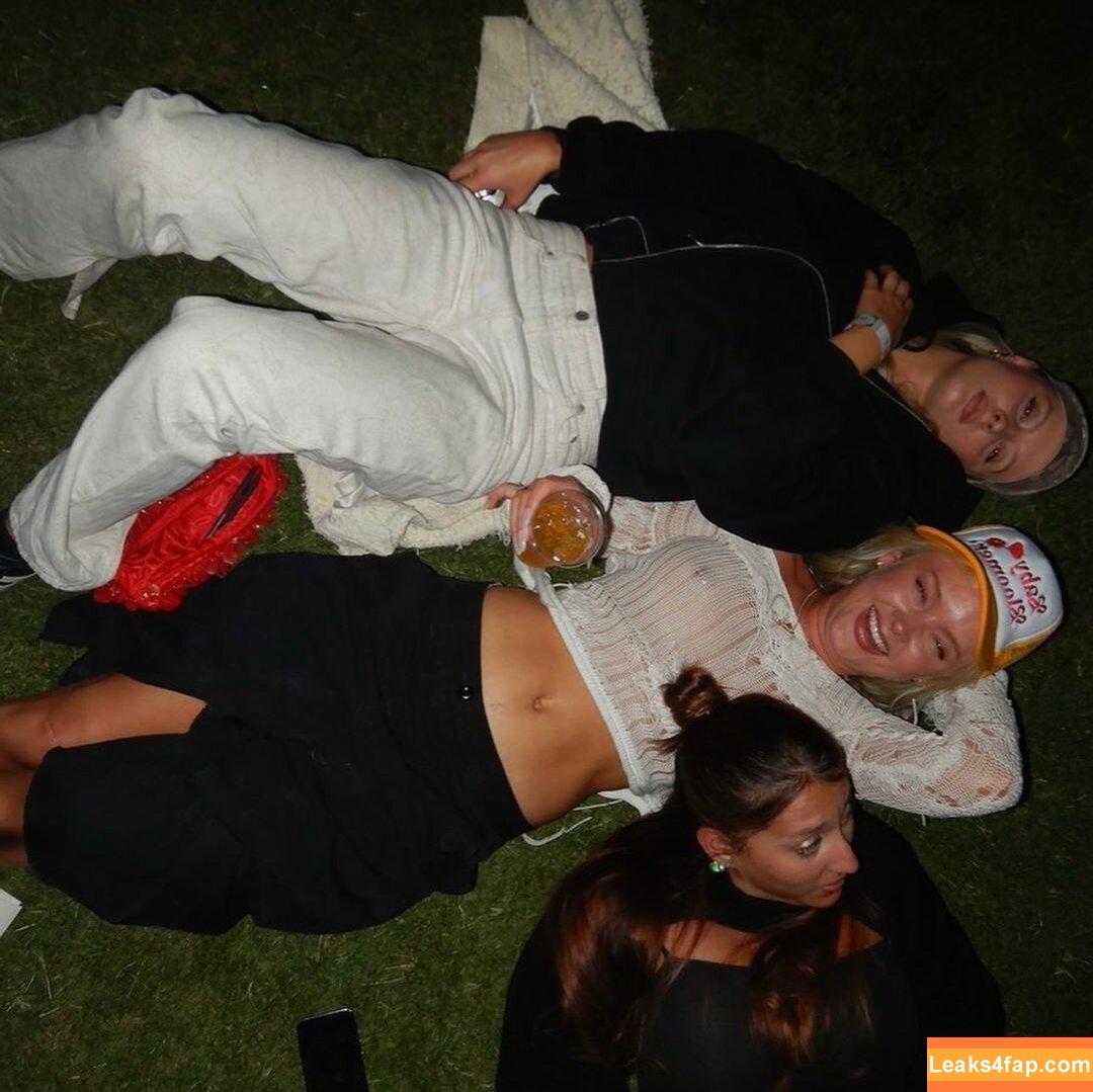 Zara Larsson / zaralarsson leaked photo photo #0196