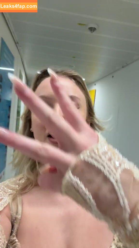 Zara Larsson / zaralarsson слитое фото фото #0293