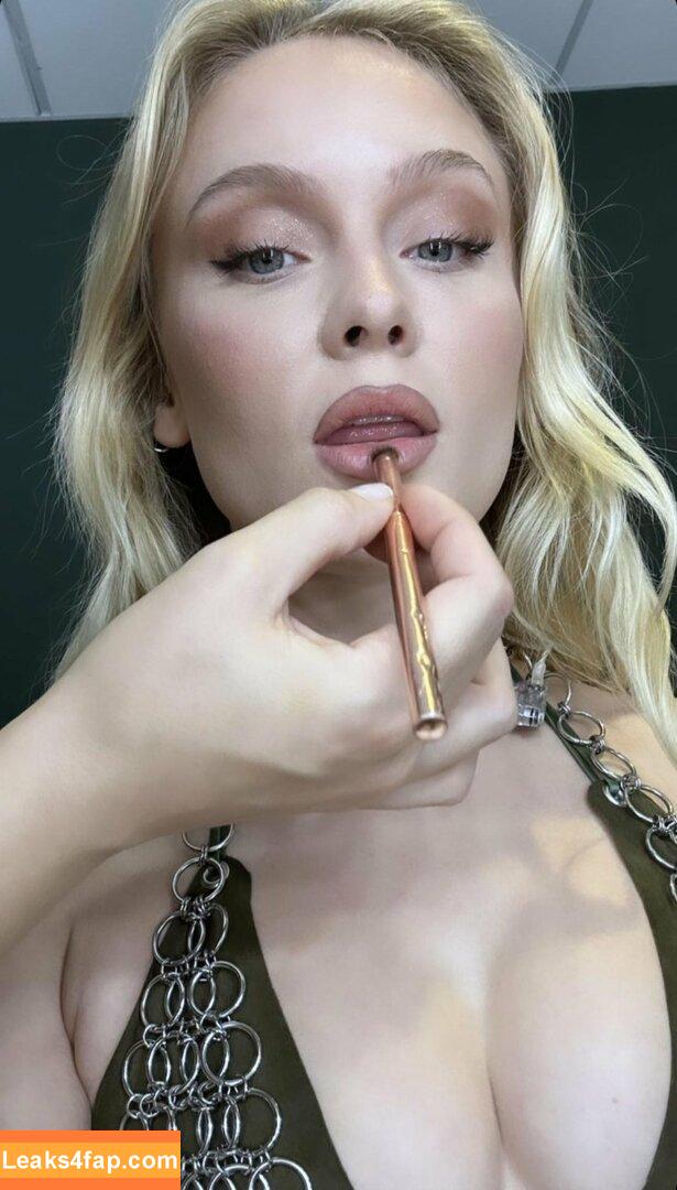 Zara Larsson / zaralarsson leaked photo photo #0370