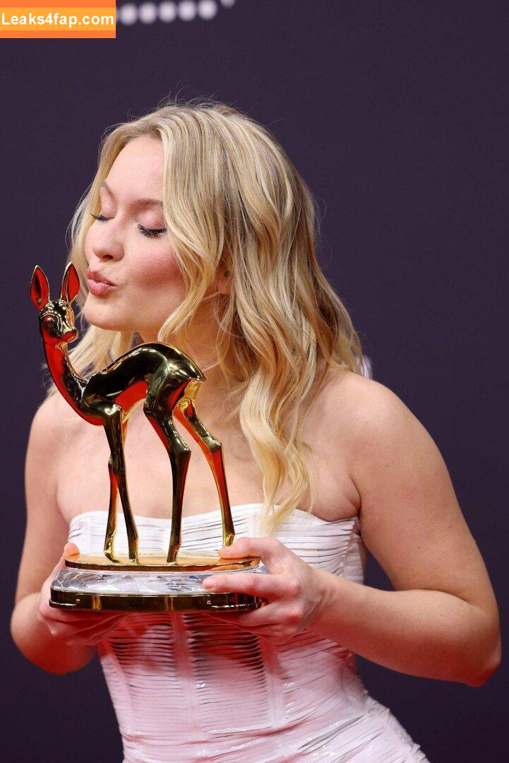 Zara Larsson / zaralarsson leaked photo photo #0390