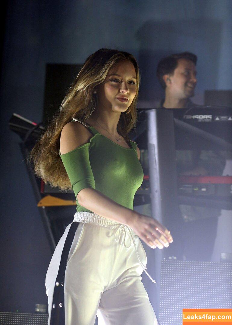 Zara Larsson / zaralarsson leaked photo photo #0417