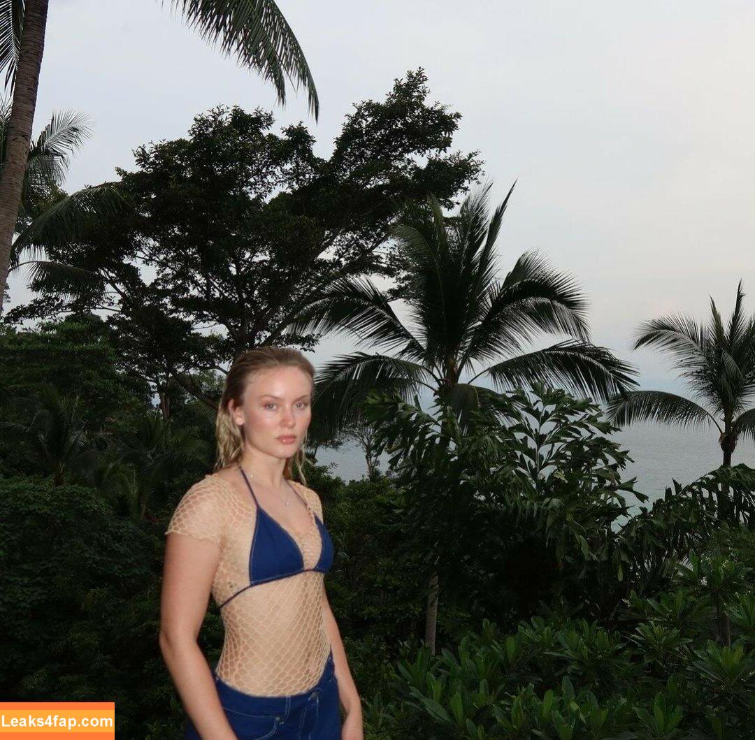Zara Larsson / zaralarsson leaked photo photo #0473