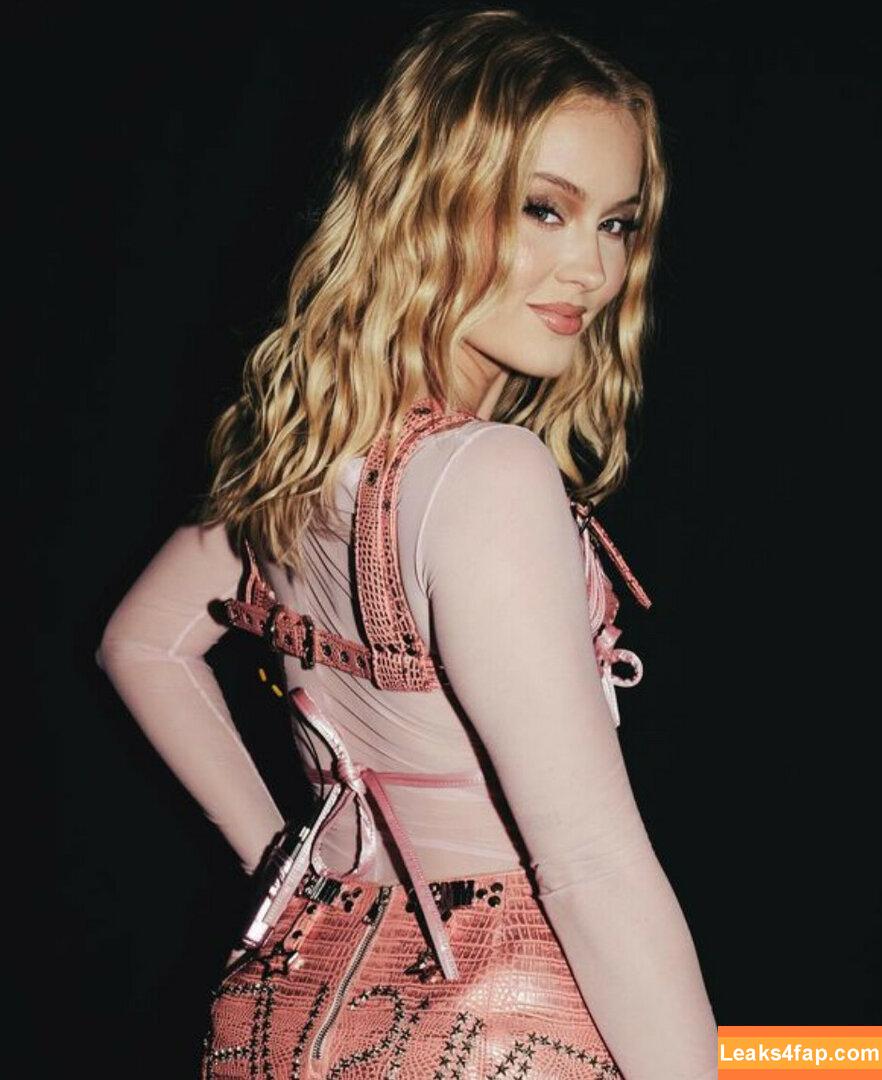 Zara Larsson / zaralarsson leaked photo photo #0562