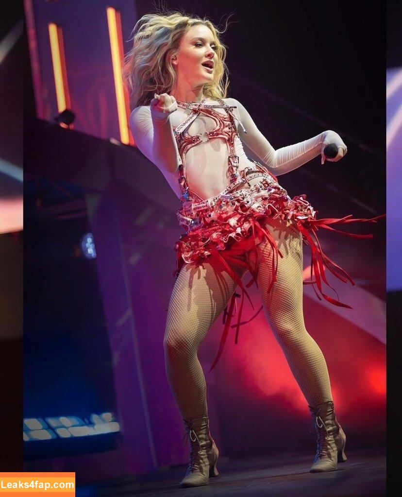 Zara Larsson / zaralarsson leaked photo photo #0584