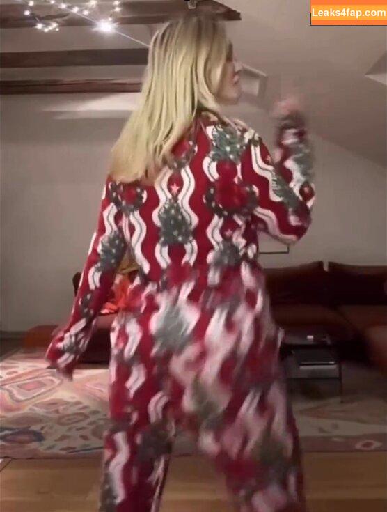 Zara Larsson / zaralarsson leaked photo photo #0589