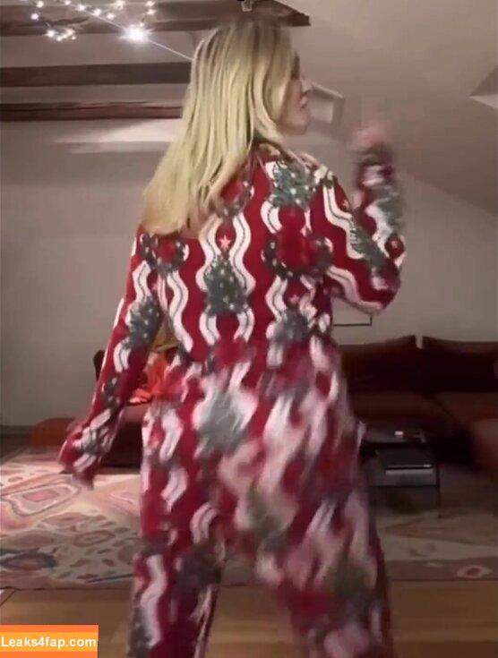 Zara Larsson / zaralarsson leaked photo photo #0607