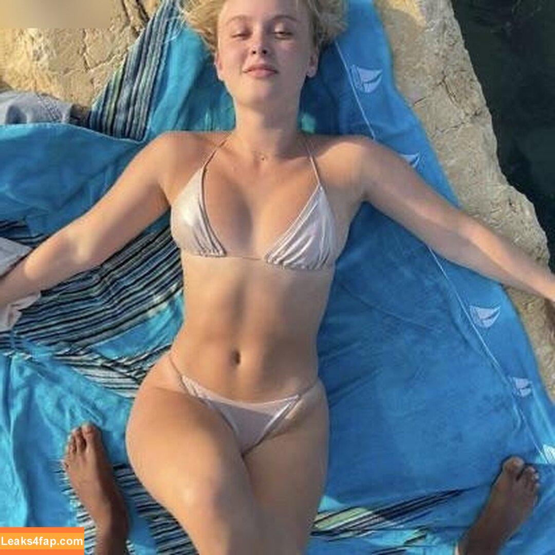 Zara Larsson / zaralarsson leaked photo photo #0738