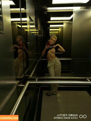 Zara Larsson photo #0060