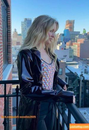 Zara Larsson photo #0092