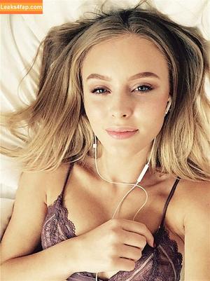 Zara Larsson photo #0110
