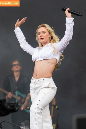 Zara Larsson photo #0220
