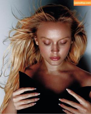 Zara Larsson photo #0356