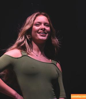 Zara Larsson photo #0416