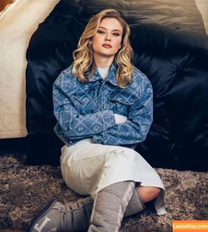 Zara Larsson photo #0533