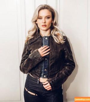 Zara Larsson photo #0534