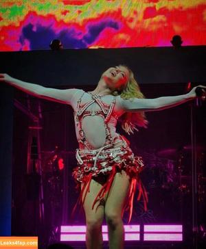 Zara Larsson photo #0583