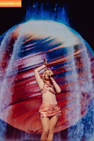 Zara Larsson photo #0593