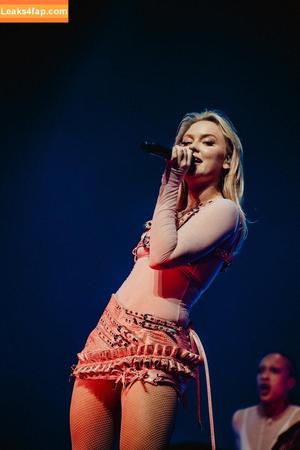 Zara Larsson photo #0594