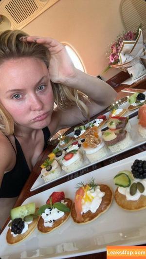 Zara Larsson photo #0940