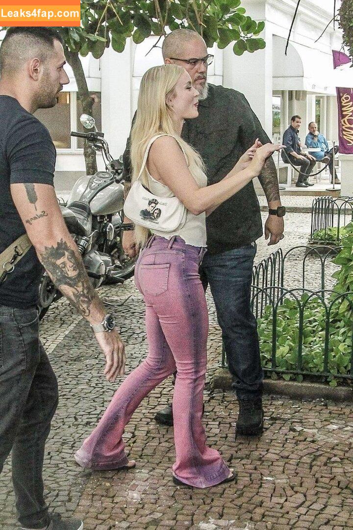 Zara Larsson / zaralarsson leaked photo photo #1061