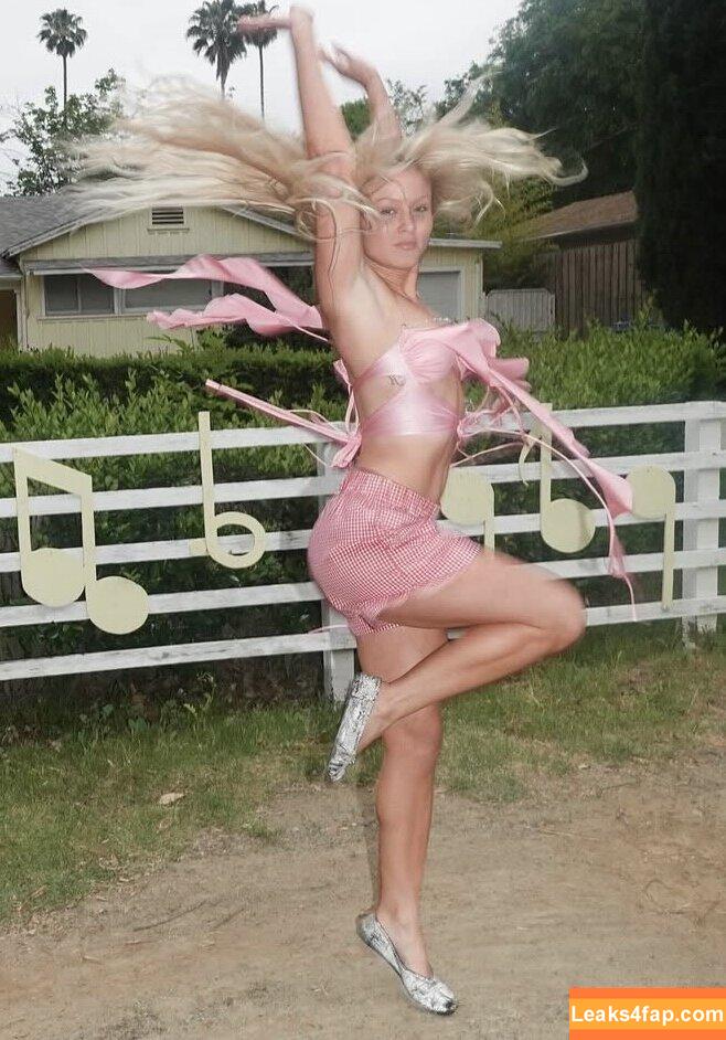 Zara Larsson / zaralarsson leaked photo photo #1357