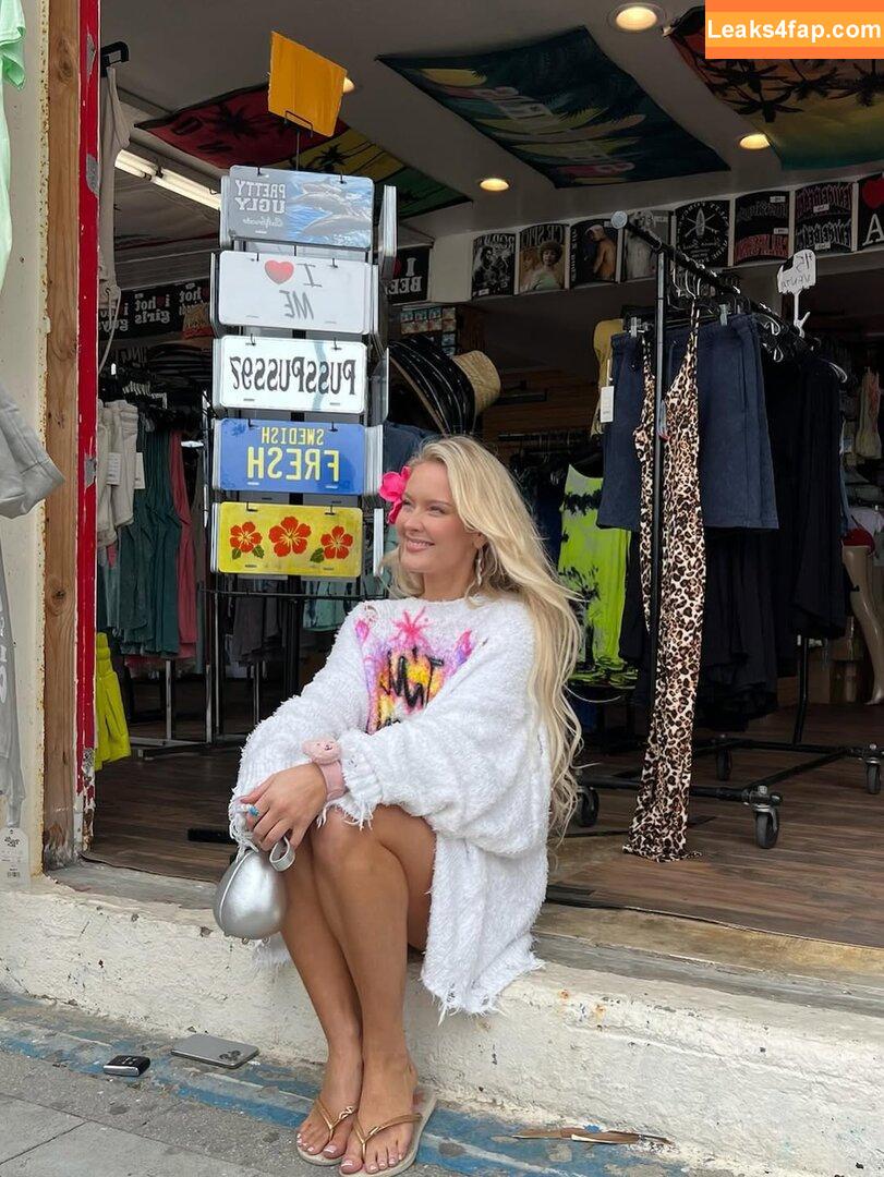 Zara Larsson / zaralarsson leaked photo photo #1397