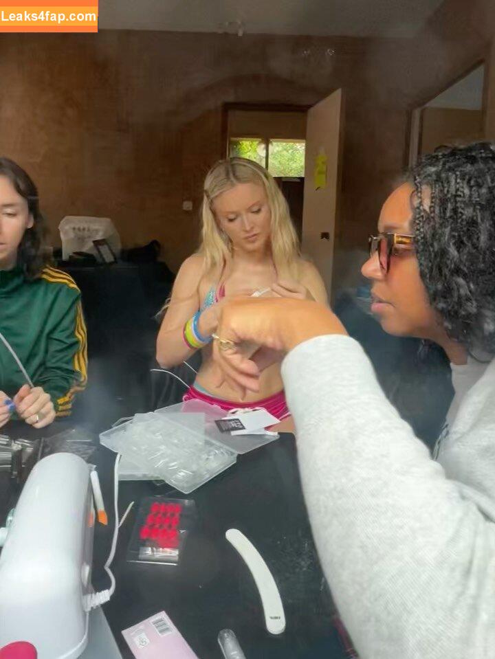 Zara Larsson / zaralarsson leaked photo photo #1401