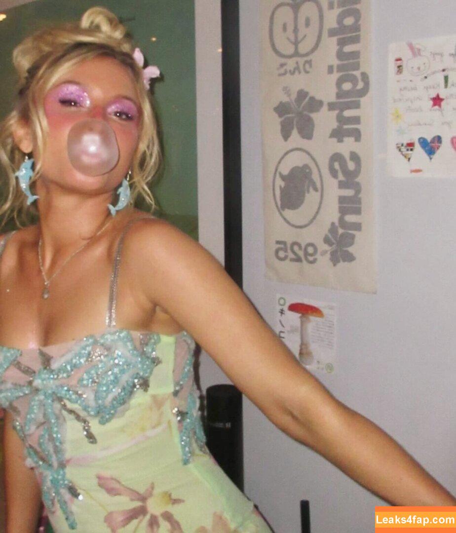 Zara Larsson / zaralarsson leaked photo photo #1628